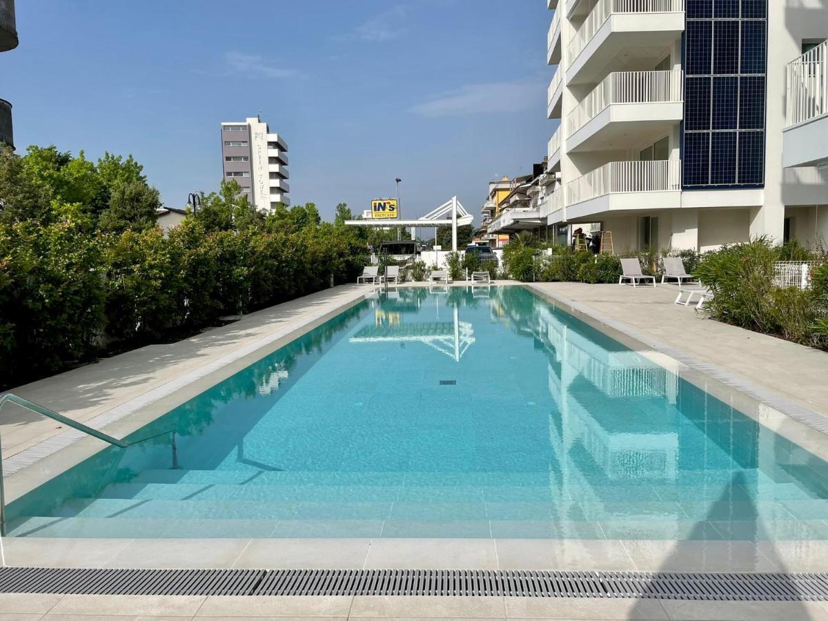 Blu Homes Efstyle Apartment